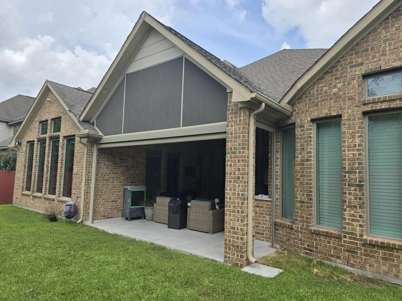 Standard track for motorized patio screens